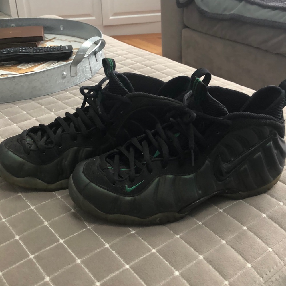 Pine green foamposites size 10.5